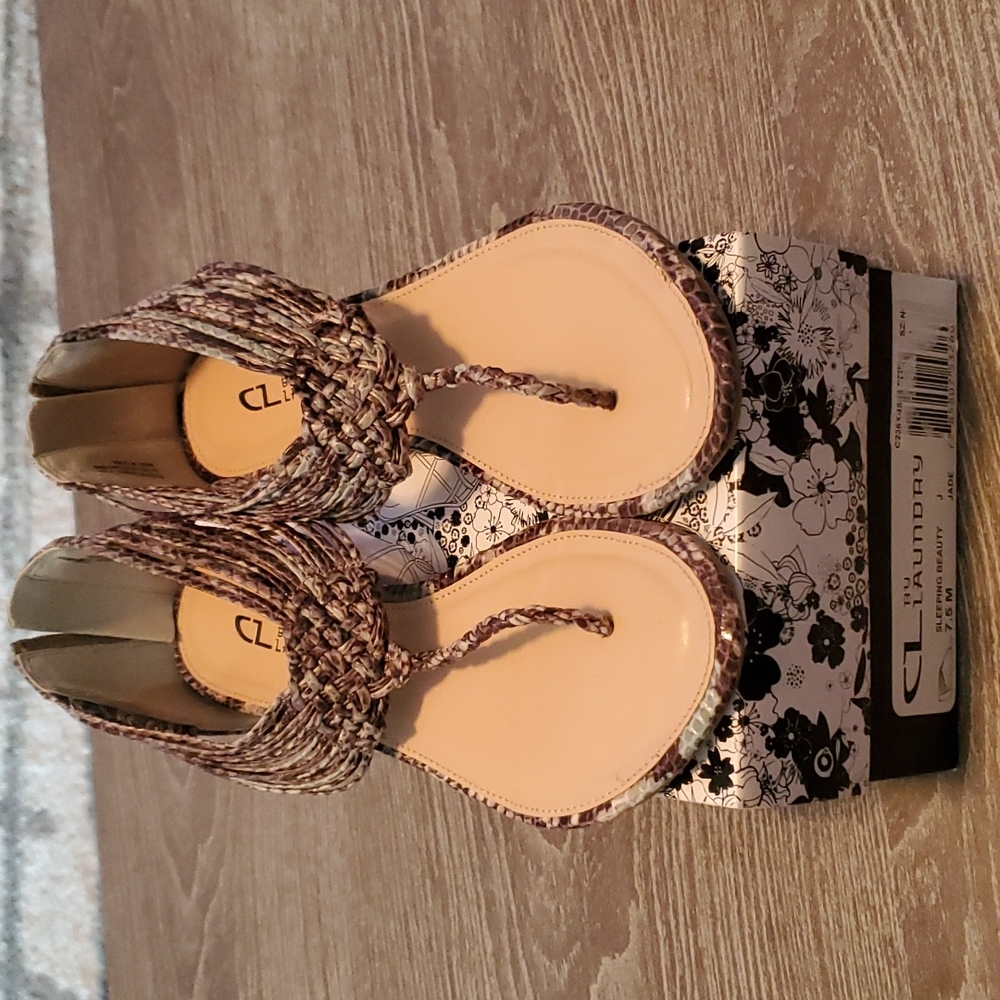 Chinese Laundry Sandals